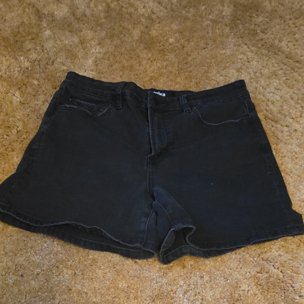 Mica Los Angeles Black Denim Shorts for Women
